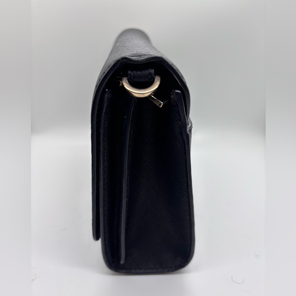 Tory Burch Women's Emerson Saffiano Leather Medium Adjustable Shoulder Bag - Picture 6 of 8